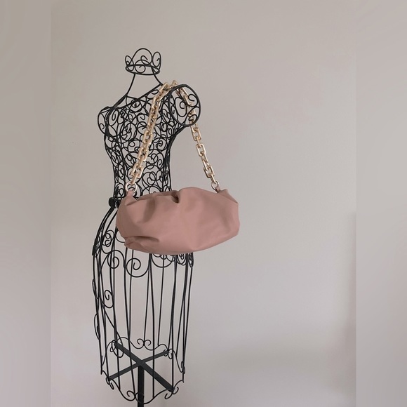 Bottega inspired Beige Dumpling Bag with Gold Chain - Picture 2 of 16